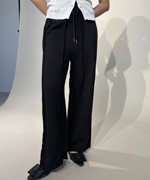 FUULLY STUDIO（フーリィーステューディオ）の「スウェットシームイージーパンツ（スウェットパンツ・レディース・ブラック/アイボリー/グレー・FREE）」の18枚目の写真