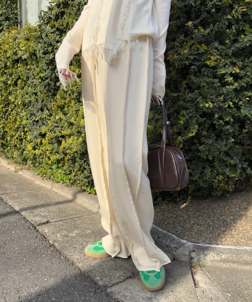 FUULLY STUDIO（フーリィーステューディオ）の「スウェットシームイージーパンツ（スウェットパンツ・レディース・ブラック/アイボリー/グレー・FREE）」の6枚目の写真