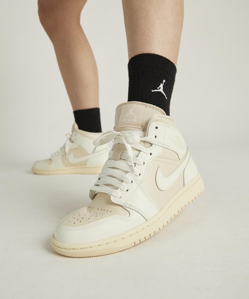 セール】エア ジョーダン 1 MID ウィメンズシューズ / Air