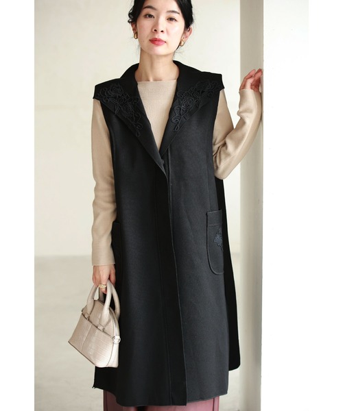 （黒）エレガントなレース装飾のフード付きロングジレベスト（ベスト）｜CAWAII（カワイイ）