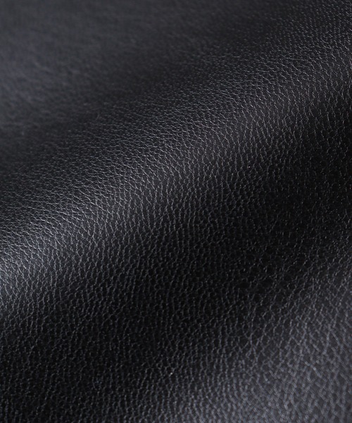 Guess(ゲス)の「GUESS GO RAYMOND PU CARPENTER PANT 合成皮革 ワイドペインターパンツ(その他パンツ・メンズ・ブラック・30/31/32)」の17枚目の写真