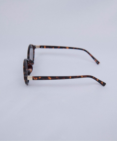 Carmelo（カーメロ）の「Flat circle sunglass（サングラス・レディース・ブラック/ブラウン・FREE）」の13枚目の写真