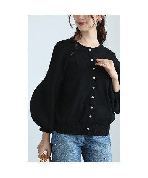 Sawa a la mode(サワアラモード)の「パールが連なるふんわり袖ニットカーディガン(ニット/セーター・レディース・ピンク/オフホワイト/ブルー/ブラック・FREE)」の19枚目の写真