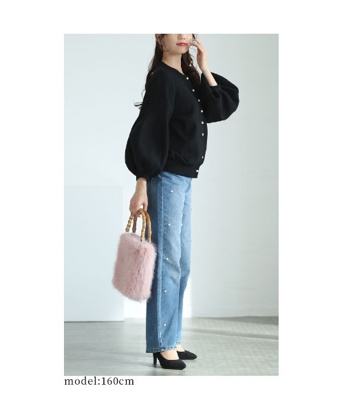Sawa a la mode(サワアラモード)の「パールが連なるふんわり袖ニットカーディガン(ニット/セーター・レディース・ピンク/オフホワイト/ブルー/ブラック・FREE)」の20枚目の写真