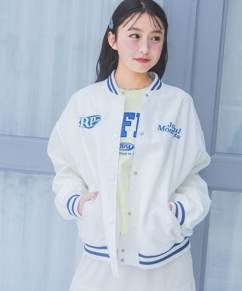 repipi armario(レピピ アルマリオ)の「ナイロンスタジャン(スタジャン・キッズ・ブルー/レッド/ホワイト/ブラック・LARGE/MEDIUM/SMALL)」の11枚目の写真