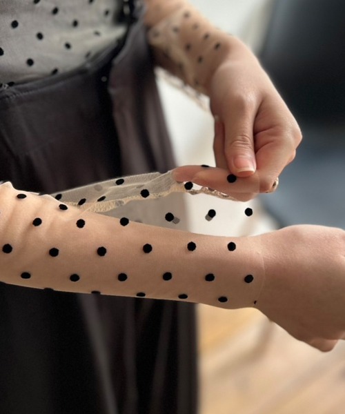 Kotoe（コトエ）の「クルーネック ドットシアートップス（Tシャツ/カットソー・レディース・ブラック/オフホワイト・FREE）」の8枚目の写真