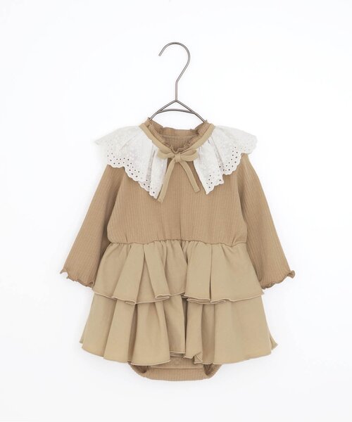 p.premier（ピードットプルミエ）の「おめかしフリルワンピースロンパス&レースつけ衿セット（ロンパース・キッズ・アイボリー/ベージュ・70/80）」の2枚目の写真