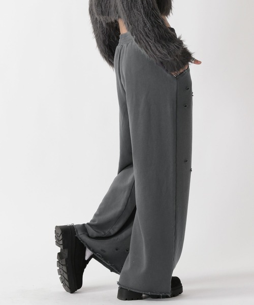 FOREVER 21（フォーエバー トゥエンティーワン）の「【2025SS】スプレー加工スウェットワイドパンツ（スウェットパンツ・レディース・ブラック/カーキ/グレー・SMALL/MEDIUM）」の15枚目の写真