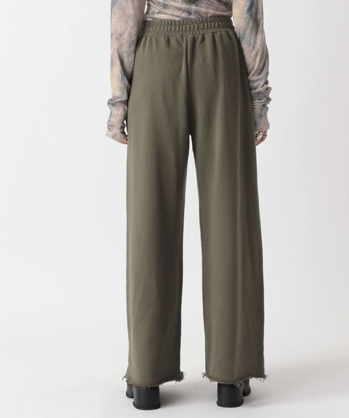 FOREVER 21（フォーエバー トゥエンティーワン）の「【2025SS】スプレー加工スウェットワイドパンツ（スウェットパンツ・レディース・ブラック/カーキ/グレー・SMALL/MEDIUM）」の22枚目の写真