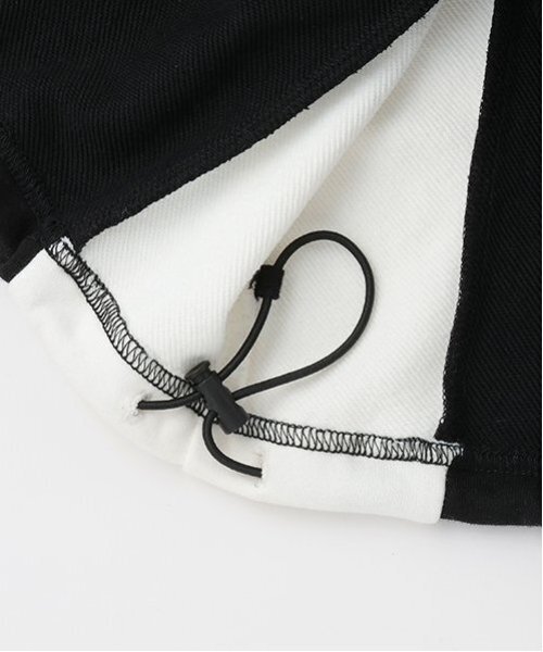 LOVETOXIC（ラブトキシック）の「【Reebok】ルーズスウェット（スウェット・キッズ・オフホワイト/ブラック/ライトグリーン・L:160cm/S:140cm/M:150cm/LL(170cm)）」の10枚目の写真