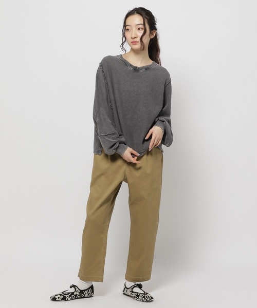 niko and...（ニコアンド）の「リメイクハギ裏毛プルオーバー（スウェット・レディース・ブルー/グレー/イエロー/チャコール・MEDIUM/LARGE）」の17枚目の写真