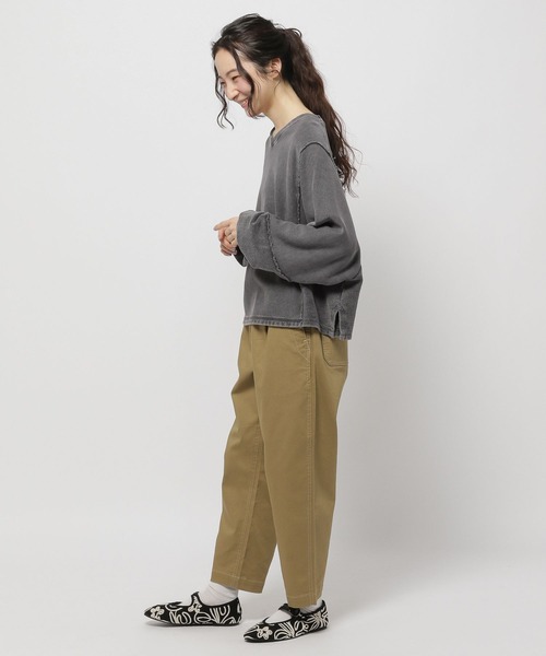 niko and...（ニコアンド）の「リメイクハギ裏毛プルオーバー（スウェット・レディース・ブルー/グレー/イエロー/チャコール・MEDIUM/LARGE）」の18枚目の写真