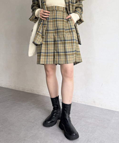 CPCM(シーピーシーエム)の「タックショートパンツ(その他パンツ・レディース・ベージュ系その他/ネイビー/グレー/グレー系その他・FREE)」の4枚目の写真