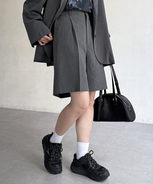 CPCM(シーピーシーエム)の「タックショートパンツ(その他パンツ・レディース・ベージュ系その他/ネイビー/グレー/グレー系その他・FREE)」の9枚目の写真