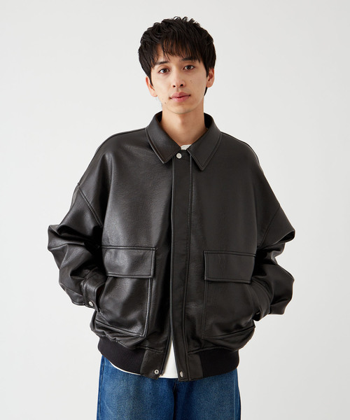 B.C STOCK（ベーセーストック）の「フェイクレザー A2 ブルゾン（ライダースジャケット・メンズ・ブラウン/ブラック・LARGE/MEDIUM）」の4枚目の写真