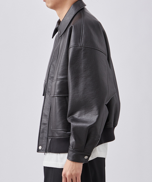 B.C STOCK（ベーセーストック）の「フェイクレザー A2 ブルゾン（ライダースジャケット・メンズ・ブラウン/ブラック・LARGE/MEDIUM）」の13枚目の写真