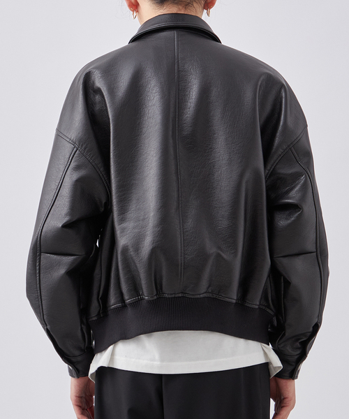 B.C STOCK（ベーセーストック）の「フェイクレザー A2 ブルゾン（ライダースジャケット・メンズ・ブラウン/ブラック・LARGE/MEDIUM）」の14枚目の写真