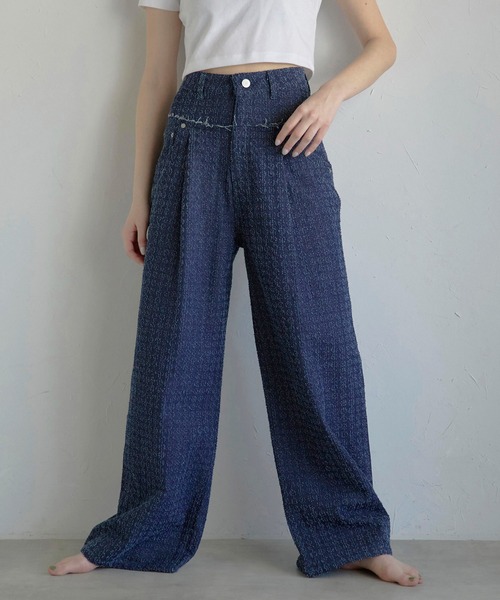 MINERTE(ミネルテ)の「【MINERTE】crush denim pants / 切替タッククラッシュデニムパンツ(デニムパンツ・レディース・ブルー/インディゴブルー・FREE)」の1枚目の写真