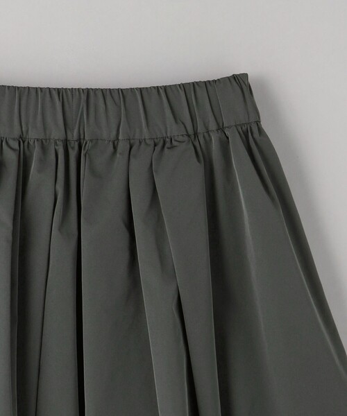 BEAUTY&YOUTH UNITED ARROWS（ビューティーアンドユースユナイテッドアローズ）の「ギャザーフレア ミドルスカート（スカート・レディース・ネイビー/グレー・FREE）」の13枚目の写真