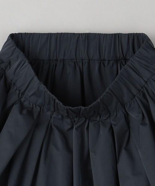 BEAUTY&YOUTH UNITED ARROWS（ビューティーアンドユースユナイテッドアローズ）の「ギャザーフレア ミドルスカート（スカート・レディース・ネイビー/グレー・FREE）」の20枚目の写真