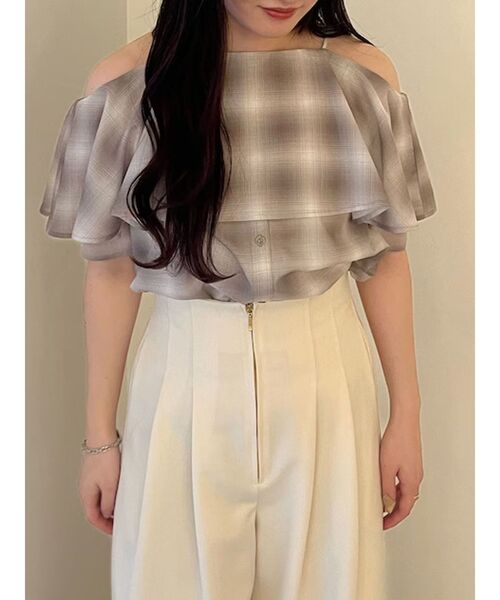 LAGUNAMOON（ラグナムーン）の「オンブレチェックオフショルダーブラウス（シャツ/ブラウス・レディース・ブラック/ベージュ/ピンク・FREE）」の3枚目の写真