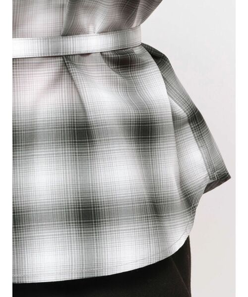 LAGUNAMOON（ラグナムーン）の「オンブレチェックオフショルダーブラウス（シャツ/ブラウス・レディース・ブラック/ベージュ/ピンク・FREE）」の15枚目の写真