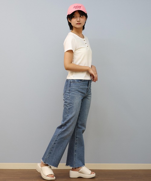 ムラサキスポーツ(ムラサキスポーツ)の「RIKKA FEMME/リッカファム Tシャツ ヘンリーネックTシャツ RF25SS12(Tシャツ/カットソー・レディース・ブラック/ホワイト・S/M/M/L)」の7枚目の写真