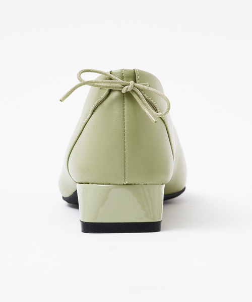 Au BANNISTER（オゥバニスター）の「ピープトゥリボン ソフトシューズ（パンプス・レディース・ブラック/オレンジ/グリーン/アイボリー・37/38/36/35/39）」の9枚目の写真