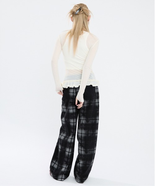 Clum(クルム)の「裾フリルシアーカットソー(Tシャツ/カットソー・レディース・キナリ/グレー/ブラウン・SMALL/MEDIUM)」の14枚目の写真