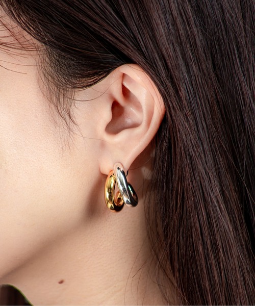 JENNYBIRD（ジェニーバード）の「【JENNY BIRD/ジェニーバード】フープピアス　FLORENCE EARRINGS（ピアス（両耳用）・レディース・シルバー/ゴールド/シルバー×ゴールド・FREE）」の3枚目の写真