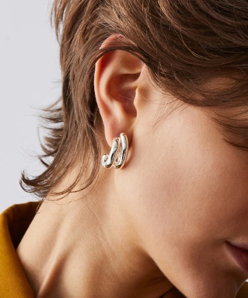 【美品】JENNYBIRD ジェニーバード Florence Hoops ピアス Florence Hoops / Silver ＜JENNYBIRD＞ – PAULINE STUDIO