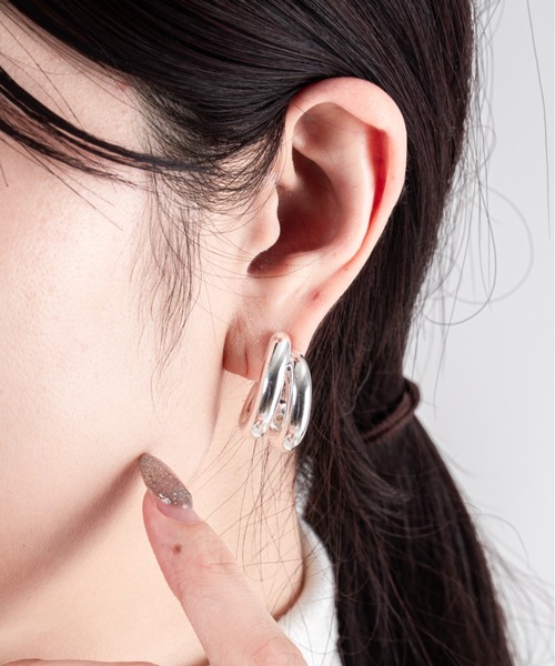 JENNYBIRD（ジェニーバード）の「【JENNY BIRD/ジェニーバード】フープピアス　FLORENCE EARRINGS（ピアス（両耳用）・レディース・シルバー/ゴールド/シルバー×ゴールド・FREE）」の17枚目の写真
