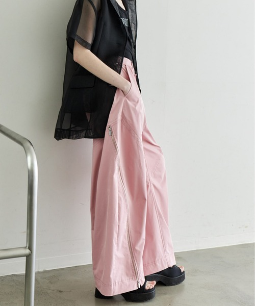 メゾンスペシャル　アシンメトリーファスナーカーブパンツ　完売品 Asymmetry Zipper Curve Pants/アシンメトリーファスナーカーブ