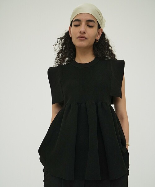 CLANE SQUARE SLEEVE GATHER KNIT TOPS 未使用 SQUARE SLEEVE GATHER KNIT TOPS｜TOPS(トップス)｜CLANE
