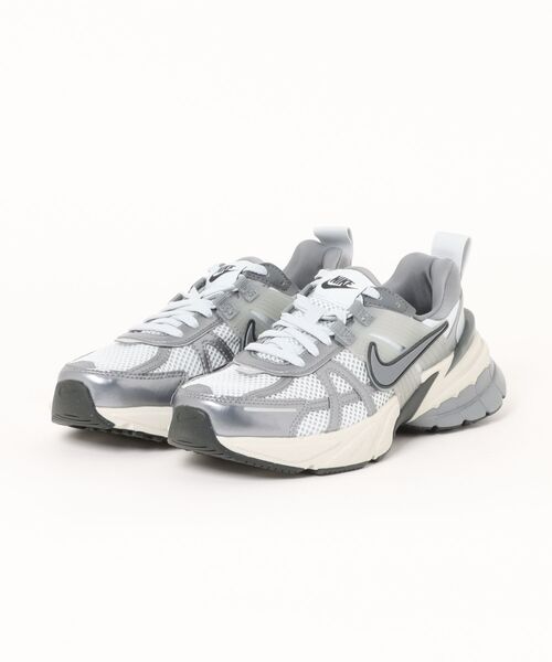 NIKE スニーカー　23.0 NIKE ナイキ V2K ラン RUN summit white/metallic silver hj4497