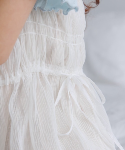 flower(フラワー)の「プリーツキャミワンピース(ワンピース・レディース・アイボリー/ブラック・FREE)」の8枚目の写真