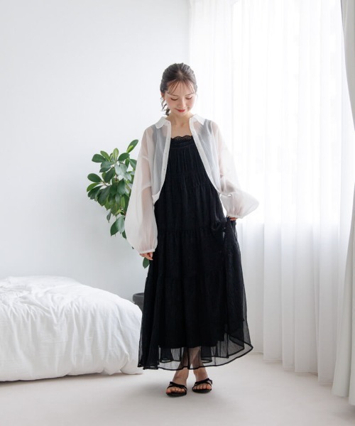 flower(フラワー)の「プリーツキャミワンピース(ワンピース・レディース・アイボリー/ブラック・FREE)」の11枚目の写真