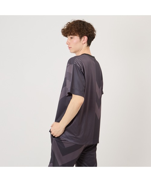 hummel(ヒュンメル)の「hummel/ヒュンメル H.FC プラクティスシャツ(Tシャツ/カットソー・メンズ・ブルー/ブラック/レッド/グレー・L/M/XL)」の18枚目の写真