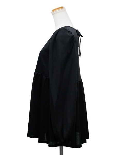 CLOTHY(クロシィ)の「【ふんわり広がるフェミニンなアイテム♪】フクレペプラムチュニック(チュニック・レディース・ブラック/チャコールグレー・MEDIUM)」の15枚目の写真
