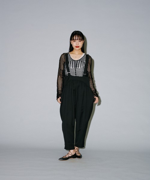 terrace(テラス)の「サス付バルーンパンツ(つなぎ/オールインワン・レディース・ブラック/グレー・MEDIUM)」の15枚目の写真