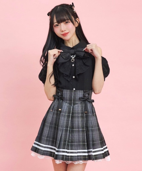Secret Honey(シークレットハニー)の「オープンショルダーレースラッフル半袖ブラウス(シャツ/ブラウス・レディース・オフホワイト/ブラック・MEDIUM)」の6枚目の写真