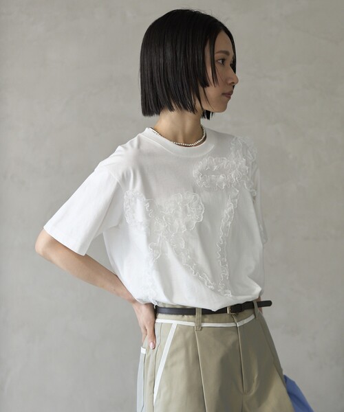 Firsthand（ファーストハンド）の「Firsthand/ファーストハンド オーガニックコットン レースコード リボンTシャツ / クルーネック フロントデザイン 半袖Tシャツ（Tシャツ/カットソー・レディース・ブラック/ホワイト/その他・FREE）」の5枚目の写真