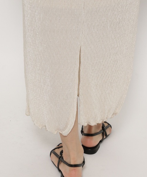 LOWRYS FARM（ローリーズファーム）の「シャイニープリーツタイトスカート　327978（スカート・レディース・チャコールグレー/アイボリー/ブラック/カーキ・FREE）」の18枚目の写真