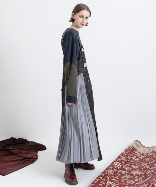 AULA AILA(アウラアイラ)の「ステッチデザインプルオーバー(スウェット・レディース・カーキ/ブラック/オフホワイト・0)」の22枚目の写真