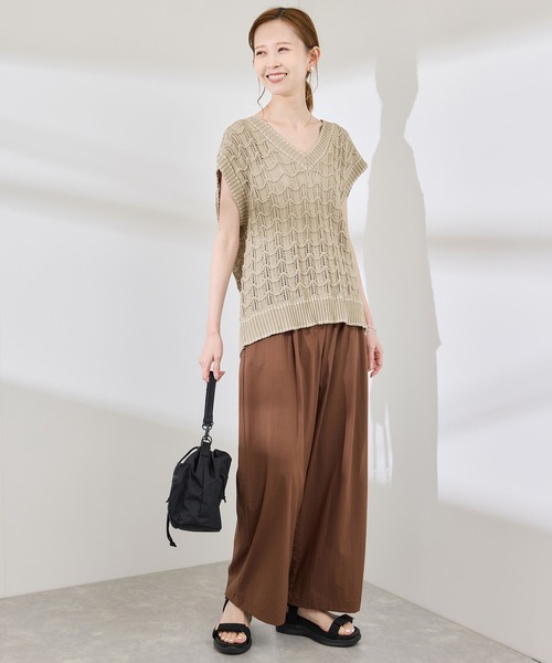 ROPE' PICNIC（ロペピクニック）の「配色ステッチ透かし編みニットベスト（ベスト・レディース・オフホワイト/ベージュ/サックスブルー・38）」の9枚目の写真