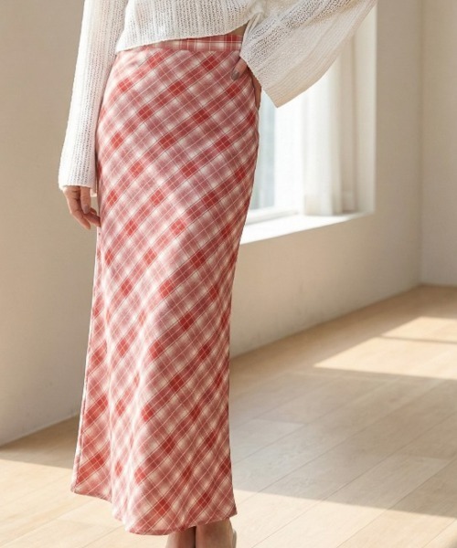 Per sist ence（パーシエンス）の「バイアスチェックストレートスカート（スカート・レディース・ブラウン/レッド/ブラック/ベージュ・ONE SIZE）」の4枚目の写真