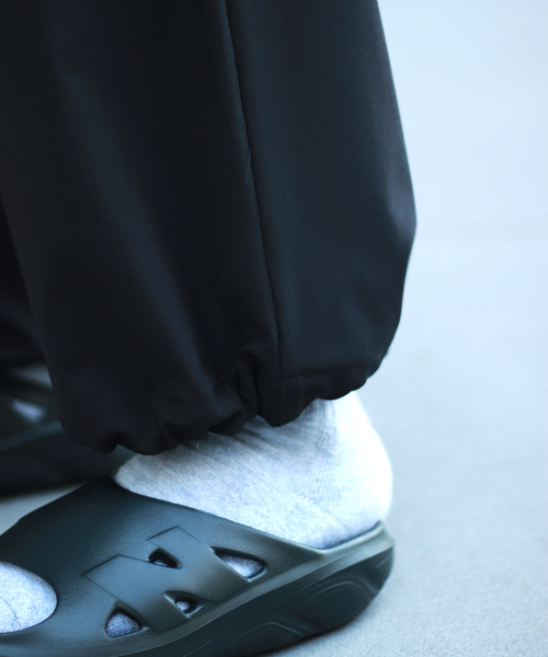 WISM（ウィズム）の「NAMELESSNESS / ネームレスネス Track Trousers（その他パンツ・メンズ・ブラック/カーキ・2/3）」の18枚目の写真