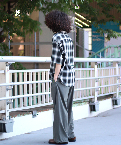 WISM（ウィズム）の「NAMELESSNESS / ネームレスネス Track Trousers（その他パンツ・メンズ・ブラック/カーキ・2/3）」の22枚目の写真