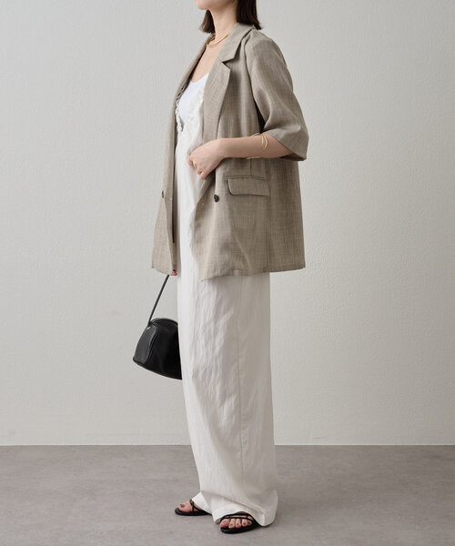 Omekashi(オメカシ)の「Vギャザーキャミサロペット(サロペット/オーバーオール・レディース・オフホワイト/カーキ/ブラック・36/38)」の9枚目の写真