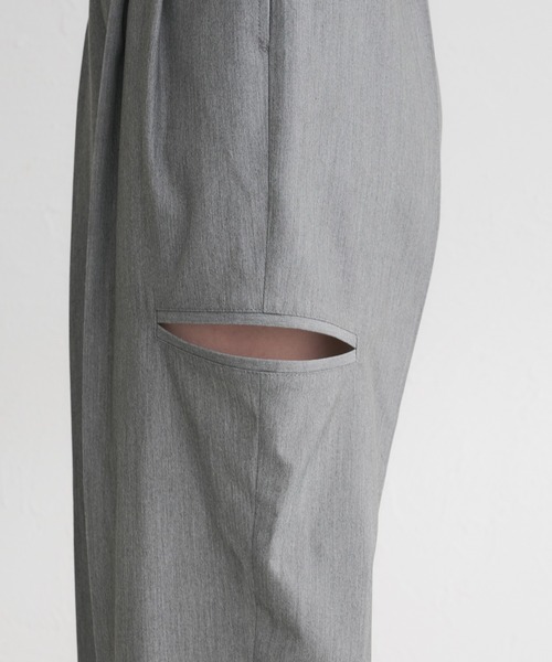 raffime(ラフィミー)の「【Raffime】カットアウトロングパンツ(その他パンツ・レディース・ライトブラウン/グレー・SMALL/MEDIUM)」の9枚目の写真